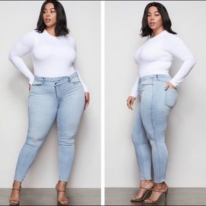 Good American Good Curve Crossover Skinny Jeans NWT Size 18